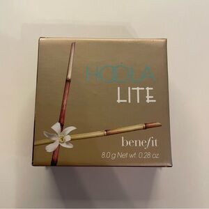 Benefit Hoola Lite Bronzer